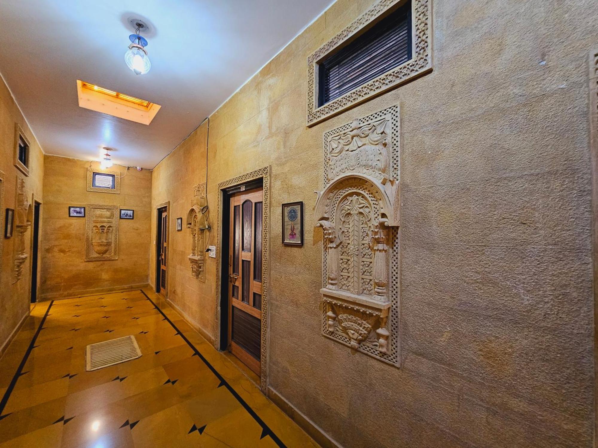 Hotel Royal Haveli Jaisalmer Zewnętrze zdjęcie