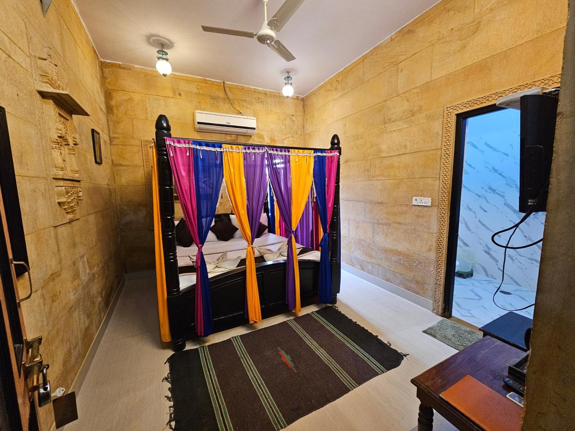 Hotel Royal Haveli Jaisalmer Zewnętrze zdjęcie