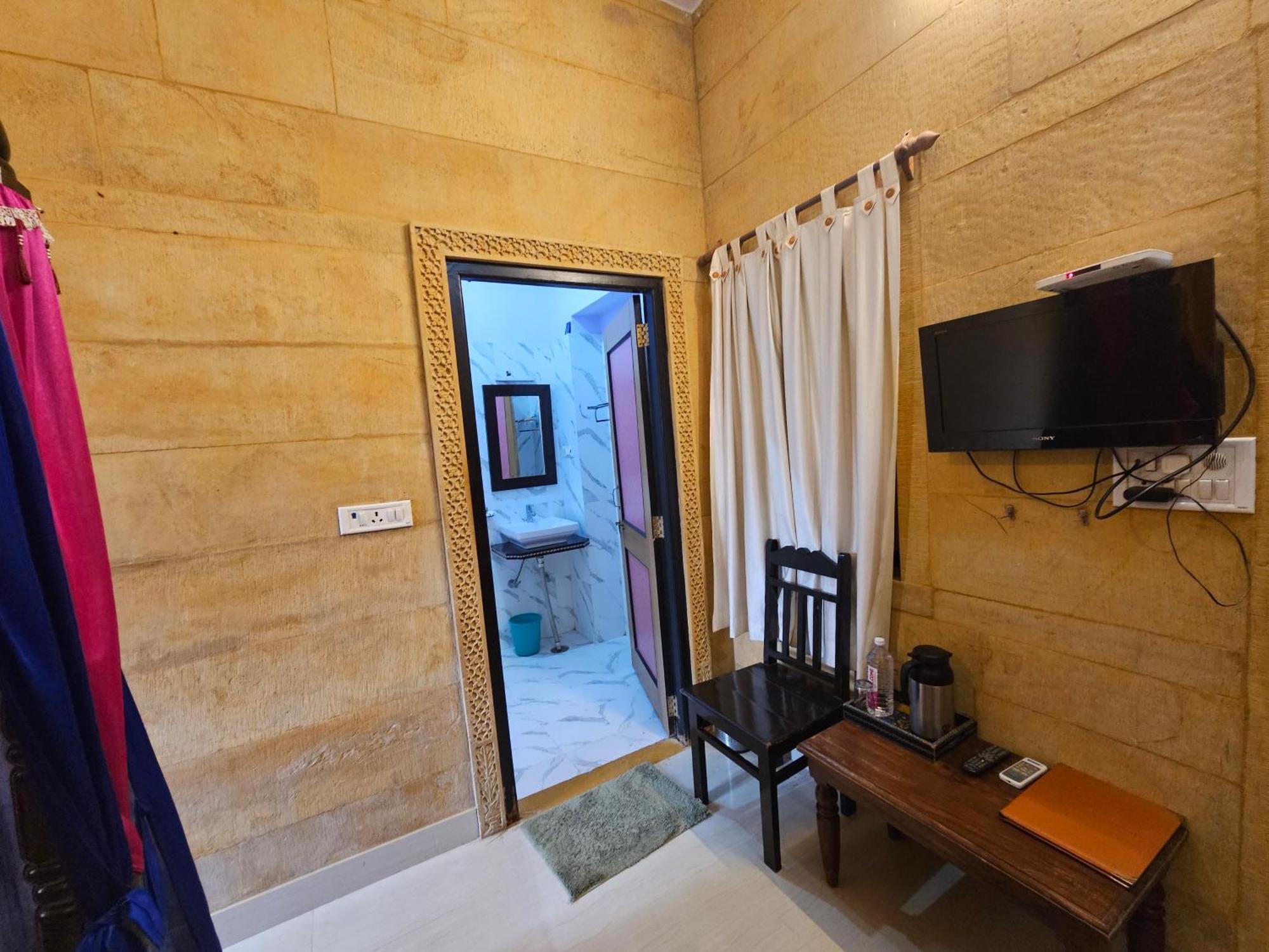 Hotel Royal Haveli Jaisalmer Zewnętrze zdjęcie